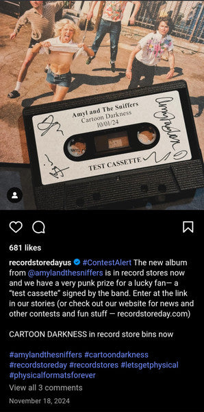 Amyl and The Sniffers : Cartoon Darkness (Cass, Album, TP, Aut)