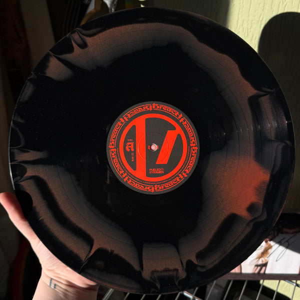Twenty One Pilots : Breach (LP, Album, Ltd, Bla)