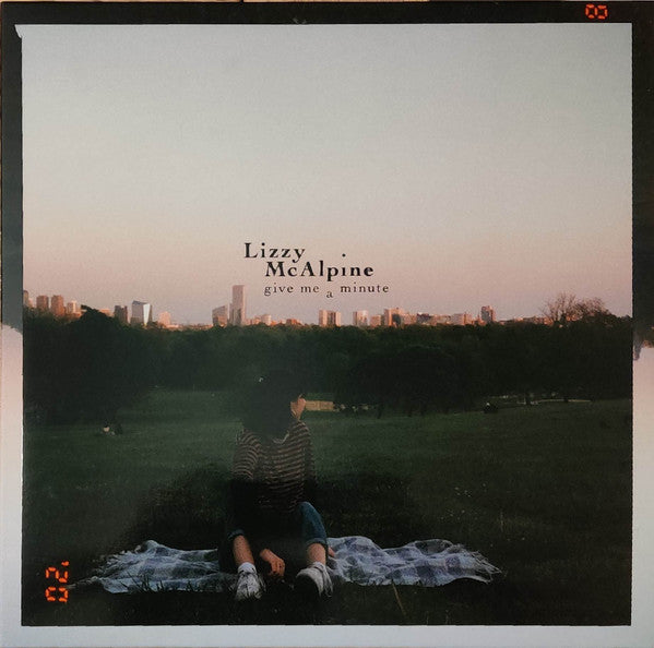 Lizzy McAlpine : Give Me A Minute (LP, Album)
