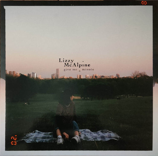 Lizzy McAlpine : Give Me A Minute (LP, Album)