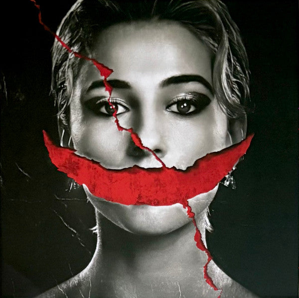 Skye Riley & Naomi Scott Smile 2: The Skye Riley EP 12" vinyl front cover