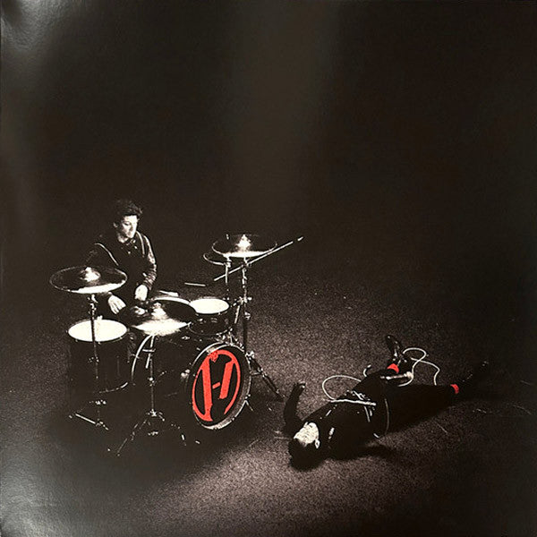 Twenty One Pilots : Breach (LP, Album, Ltd, Bla)