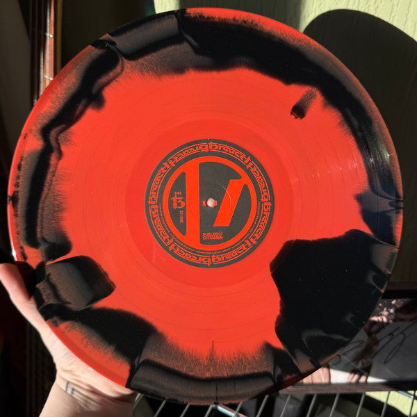 Twenty One Pilots : Breach (LP, Album, Ltd, Bla)