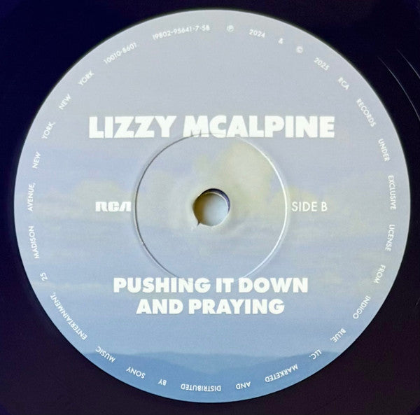 Lizzy McAlpine : Spring Into Summer + Pushing It Down And Praying (7", Single, Ltd, Ind)