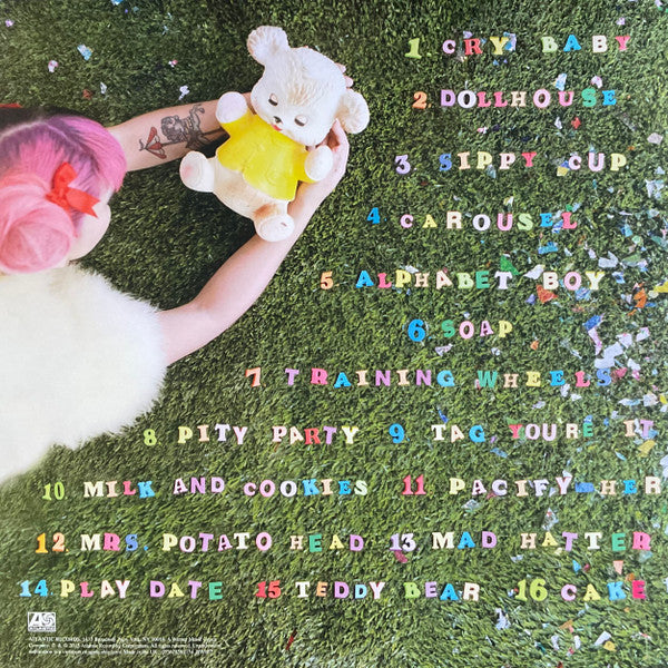 Melanie Martinez (2) : Cry Baby (LP, Album, Pin + LP, Album, Pas + Dlx, RE)