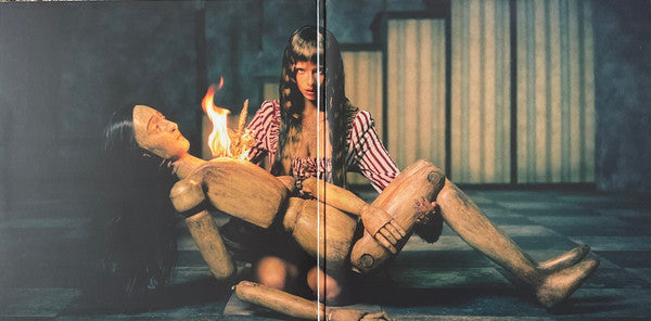 Melanie Martinez (2) : Hades (2xLP, Album, Ltd, Num, Whi)