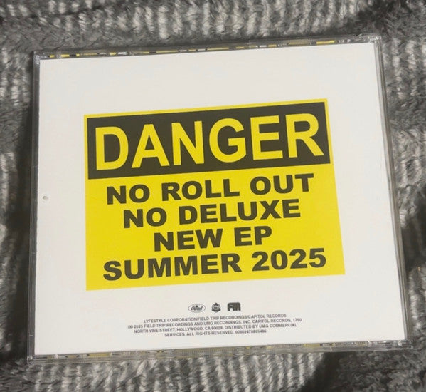 Yeat Dangerous Summer CD back insert