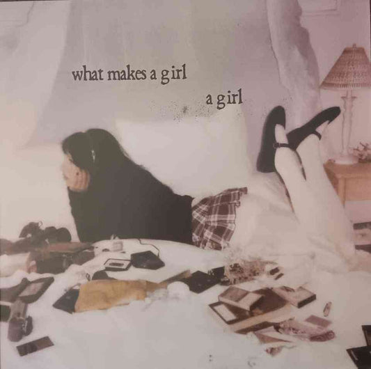 Esha Tewari : What Makes A Girl A Girl (Deluxe) (LP, S/Sided, Etch, Shi + 7", Shape, Pol + EP, Dlx,)