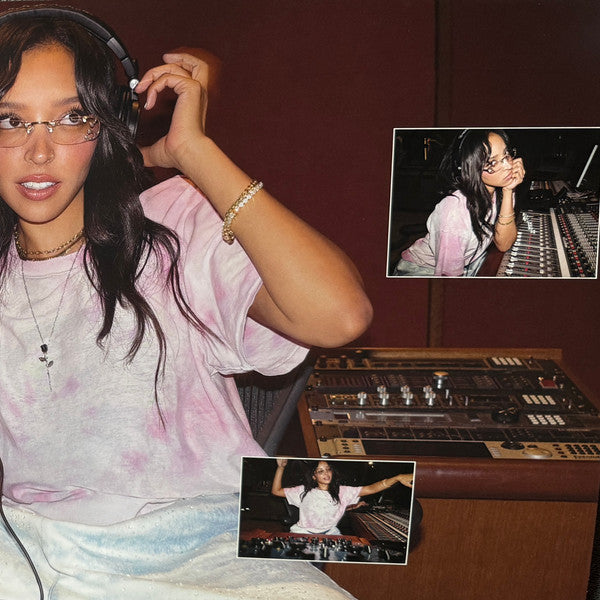 Tinashe Popstar vinyl LP inner gatefold studio photo spread